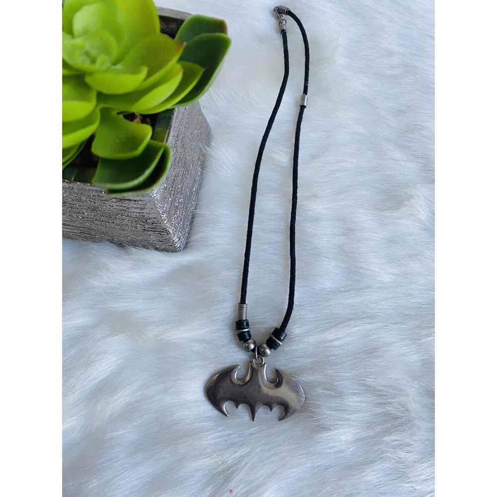 DC Comics Batman Logo Pendant Necklace